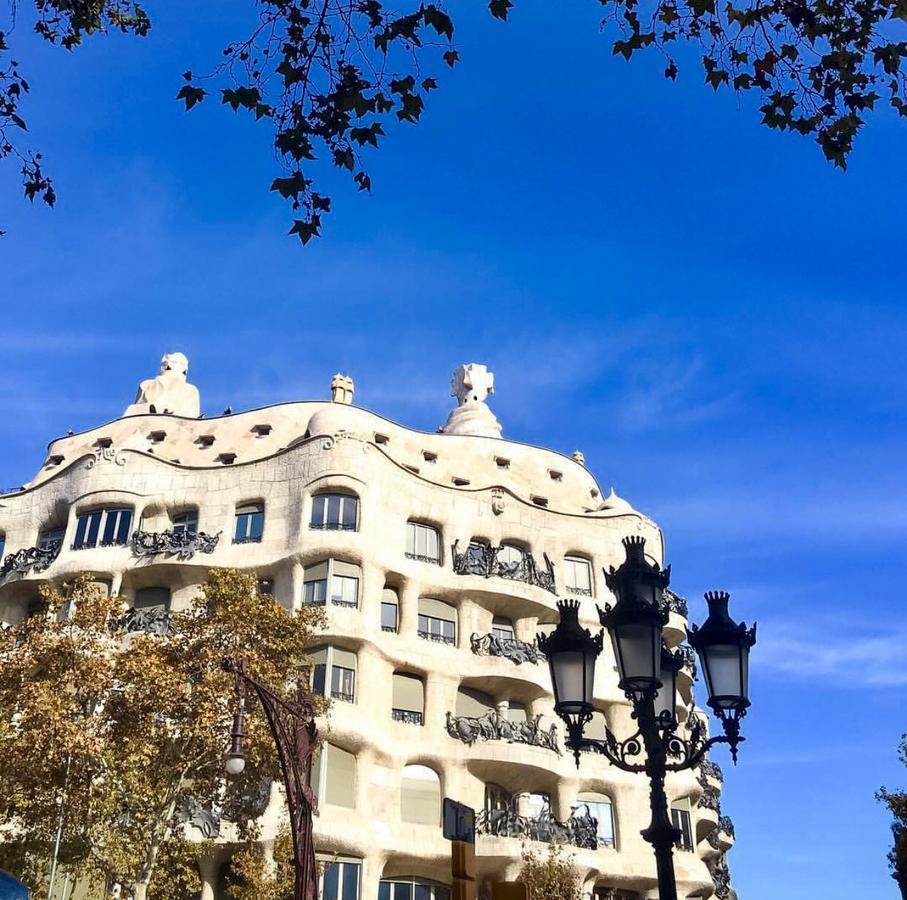Quiet Apartment! Sagrada Familia! บาร์เซโลนา ภายนอก รูปภาพ